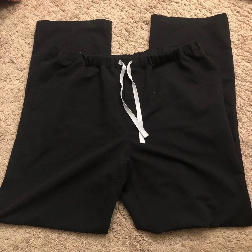 FIGS Pisco Basic Scrub Pants in Black (Choose Size)